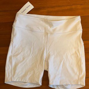 Outdoor Voices Move Free 6-Inch Short (White/Medium)